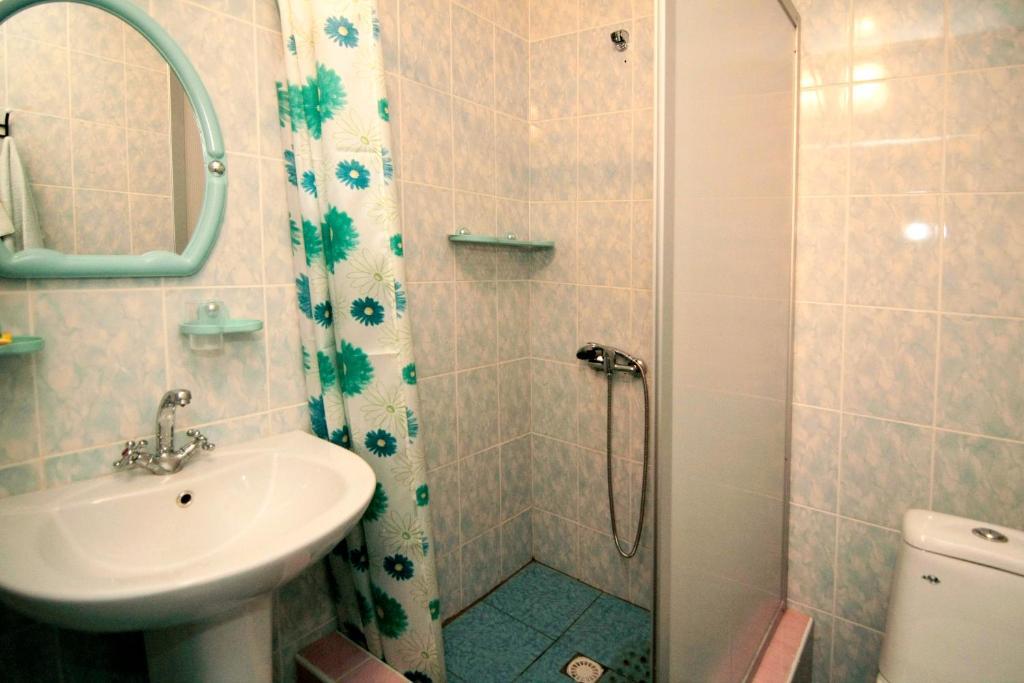 Admiral Hotel Skadovsʼk Quarto foto