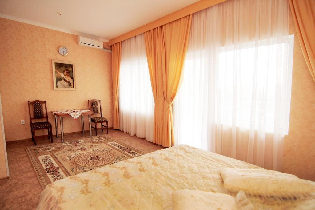 Admiral Hotel Skadovsʼk Quarto foto
