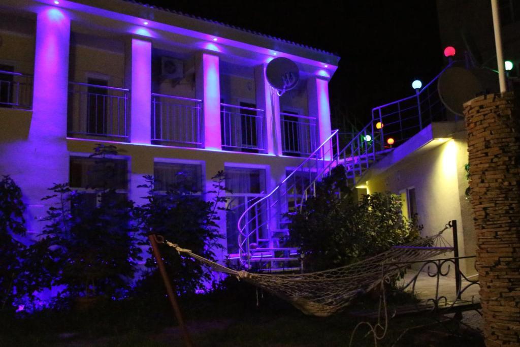 Admiral Hotel Skadovsʼk Exterior foto